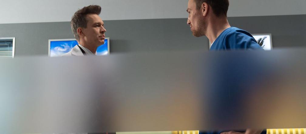 Na dobre i na złe odcinek 727, Falkowicz (Michał Żebrowski), Michał (Mateusz Janicki)