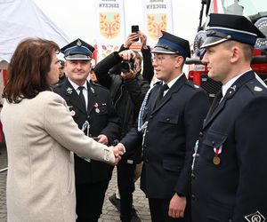 Powiat Siedlecki: nowy średni wóz ratowniczo-gaśniczy trafił do strażaków ochotników z OSP Grochówka w gminie Zbuczyn