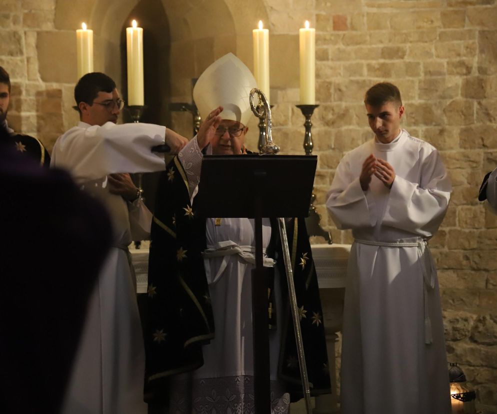 Msza św. z procesją do grobów królewskich w katedrze na Wawelu 