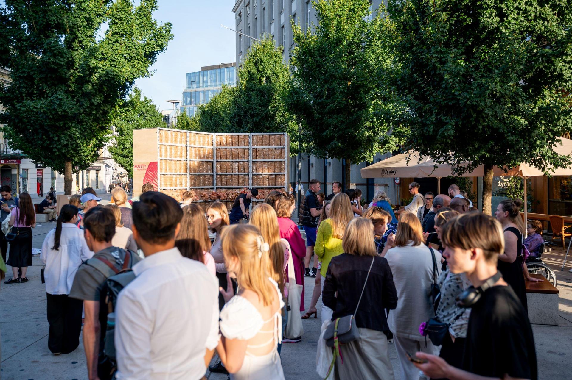 KOSZTY: W CENTRUM - finisaż projektu i odsłonięcie instalacji studenckiej