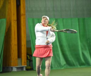 Katarzyna Niezgoda i ukochany rozgrzali kort! Spódniczka kusa, za to mimika na bogato