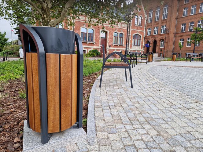 Rybi Rynek w Bydgoszczy niemal gotowy. Eleganckie nabrzeże już cieszy oczy!