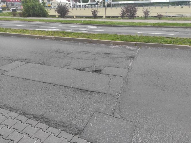 Tak wygląda ulica Jubilerska na Pradze-Południe. Zdaniem urzędników została naprawiona