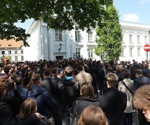 Upamiętnienie brutalnie zaatakowanej pracowniczki UW (8.05.2025)