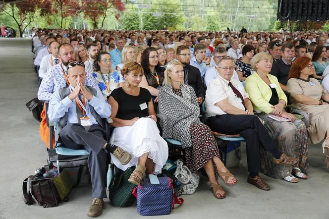 Kolejny Kongres Świadków Jehowy w Sosnowcu. W woj. śląskim odbywają się największe