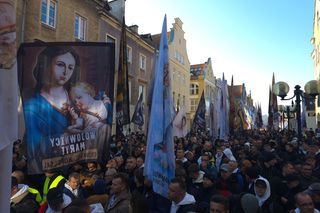 Procesja różańcowa w Olsztynie 