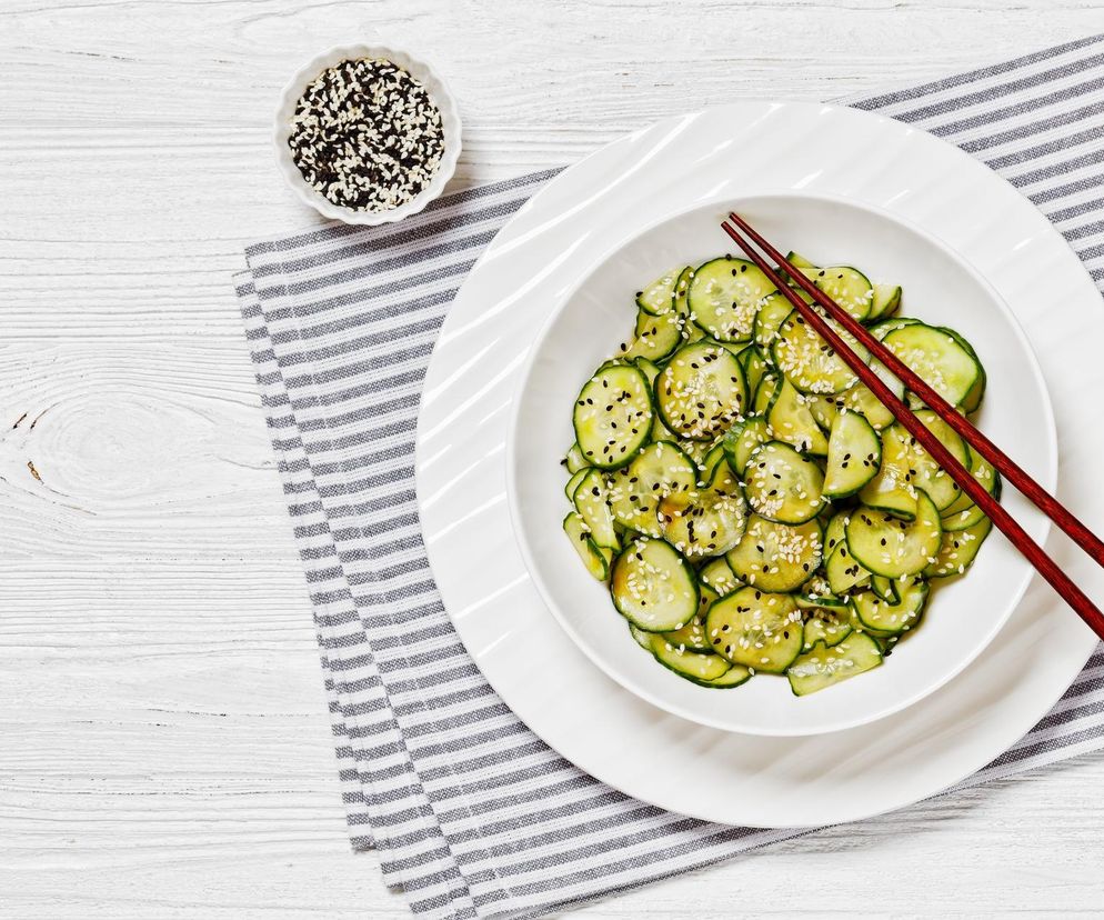 Sushi w misce to idealny pomysł na drugie śniadanie. Wystarczy kilka składników