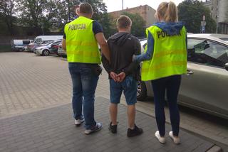 Łódź: 21-latek próbował przesłać DOPALACZE kurierem. Miał pecha - WYPADŁY Z PACZKI