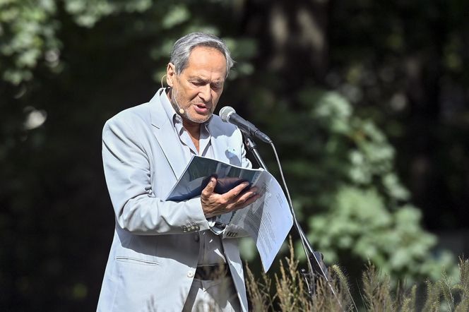 Jerzy Zelnik komentuje decyzję Jana Englerta o zatrudnieniu żony i córki. "Bezsensowne"