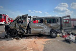 Śmiertelny wypadek na A1 pod Częstochową! Nie żyją dwie osoby, które wypadły z busa