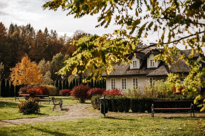 W tym muzeum można poczuć się jak w XIX wieku. To największy skansen w Małopolsce 