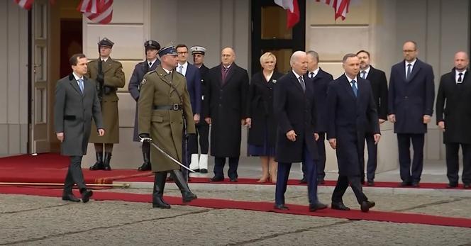 Powitanie prezydenta Joe Bidena przez Andrzeja Dudę