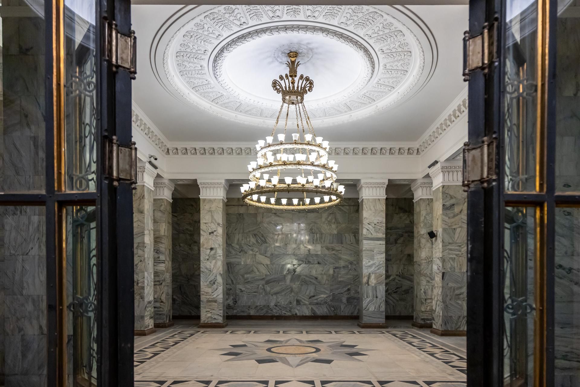 Pałac Kultury i Nauki w Warszawie