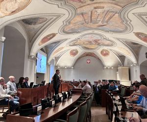 Jak będzie wyglądał remont mostu Chrobrego? Mieszkańcy spotkali się z władzami miasta. Obawiają się paraliżu komunikacyjnego