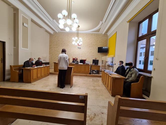 Pitbull zagryzł Kamila. Kolejna rozprawa w przemyskim sądzie. Biegli wydali opinię o psach [ZDJĘCIA]