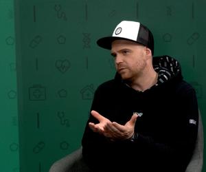 Mężczyźni przychodzili w perukach z powodu wstydu. Gadaj Zdrów o raku jąder