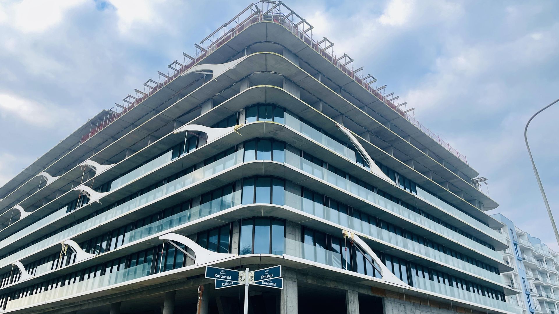 Niedokończony hotel Crowne Plaza, Kołobrzeg