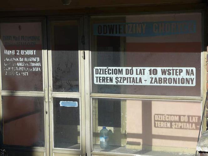 Opuszczony szpital w Zabrzu. Kiedyś świetna lecznica. Teraz odstraszająca ruina