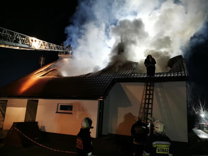 Tragiczny pożar domu pod Gnieznem. Straszne kulisy śmierci 66-latka 