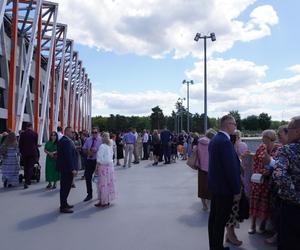 Kongres Świadków Jehowy Białystok 2024. Tłumy wiernych na Stadionie Miejskim