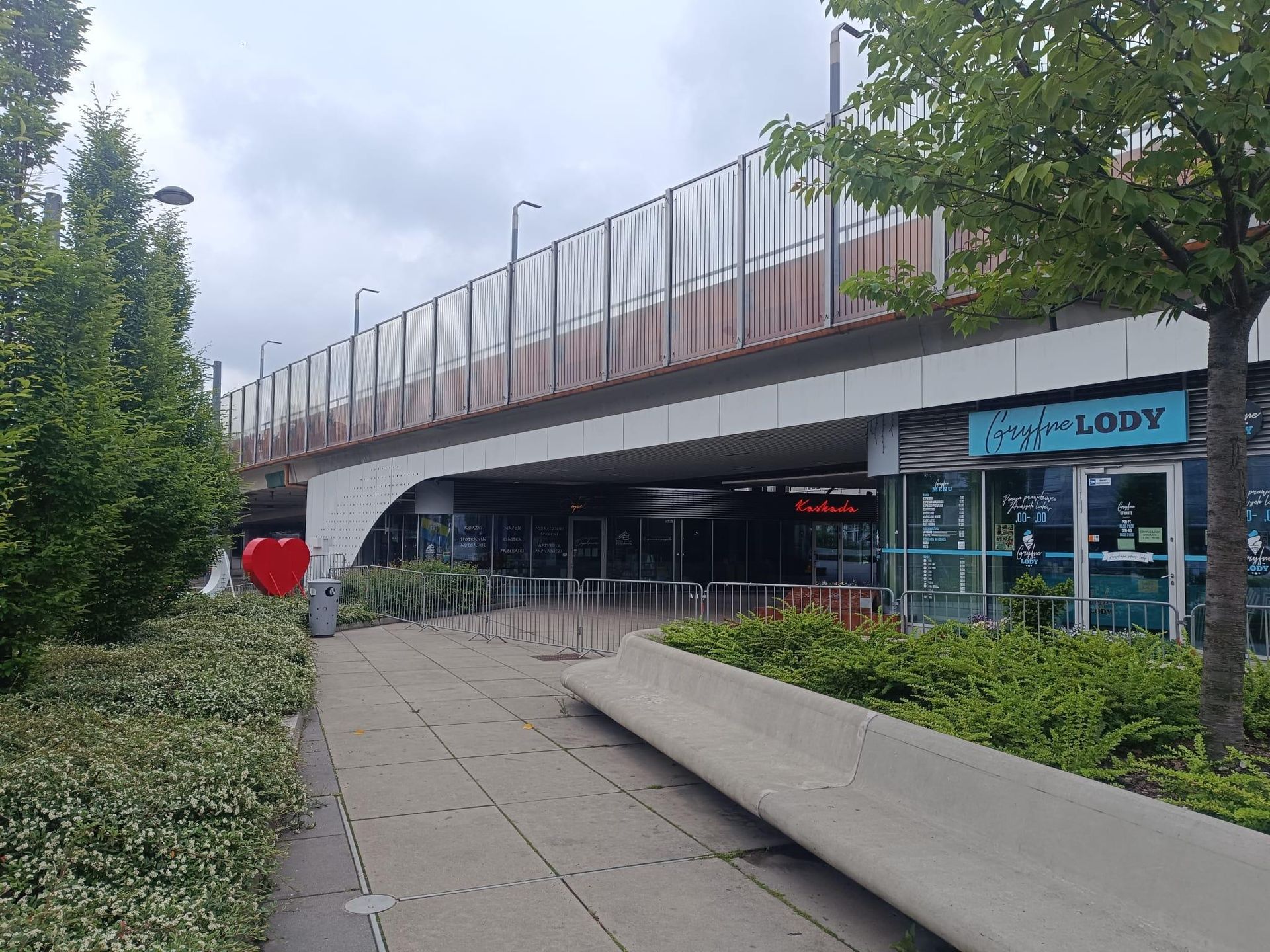 Estakada na Rynkiem w Chorzowie wyłączona z ruchu. Miasto czeka drogowy paraliż