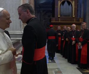 Papież zachęca biskupów by utożsamiali się z Chrystusem
