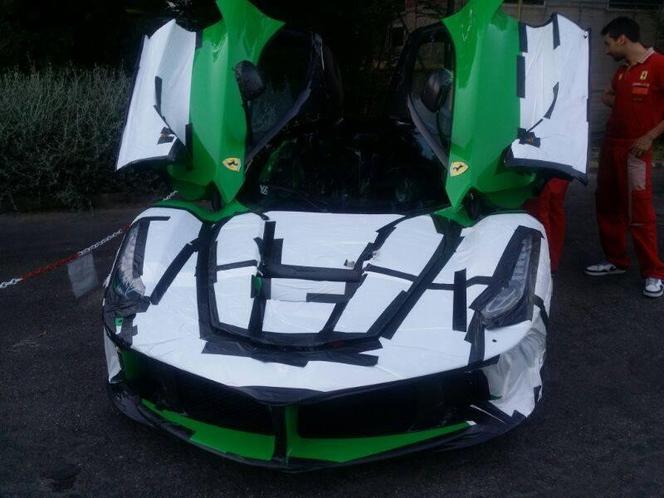 Jay Kay (lider zespołu Jamiroquai) kupił Ferrari LaFerrari
