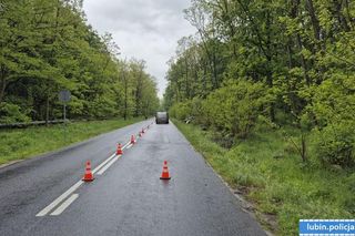 18-latka zginęła w wypadku pod Lubinem. Wypadła z drogi BMW [ZDJĘCIA].