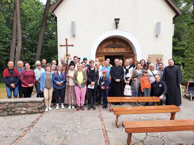 Pielgrzymka Świętych Gór wyruszyła w sobotę z Góry Chełmskiej w Koszalinie