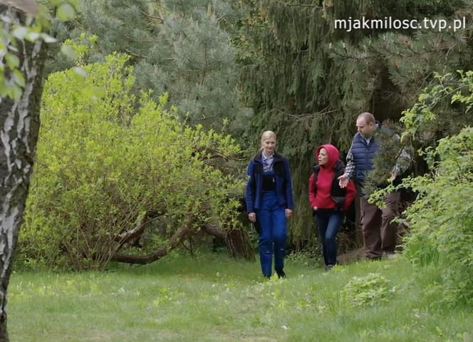 M jak miłość po wakacjach. Jagoda (Katarzyna Kołeczek), Tadeusz (Bartłomiej Nowosielski), Magda (Anna Mucha)