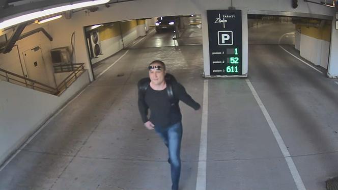Warszawska policja szuka podejrzanych o kradzieże