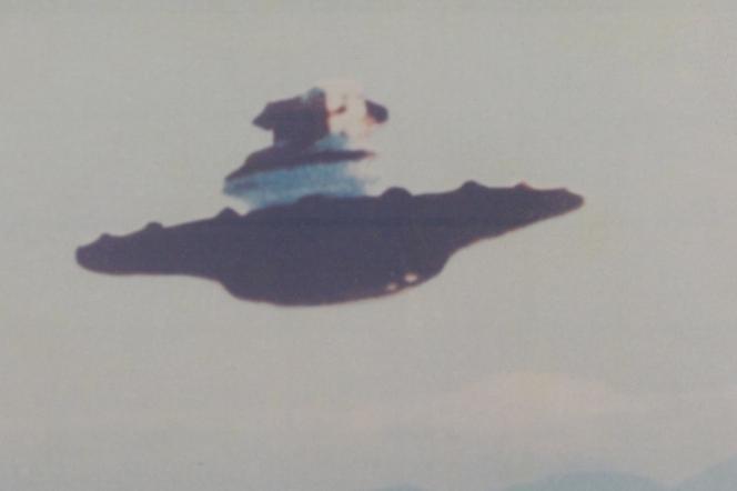 UFO istnieje czy nie? Jest oficjalny raport na temat niezidentyfikowanych obiektów latających