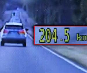 Jechał 204 km/h na drodze krajowej. Słono za to zapłaci