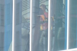 Antek Królikowski zabija stres