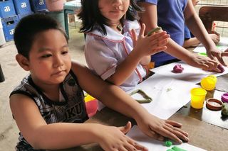 Polska nauczycielka wyjechała uczyć dzieci na Filipinach