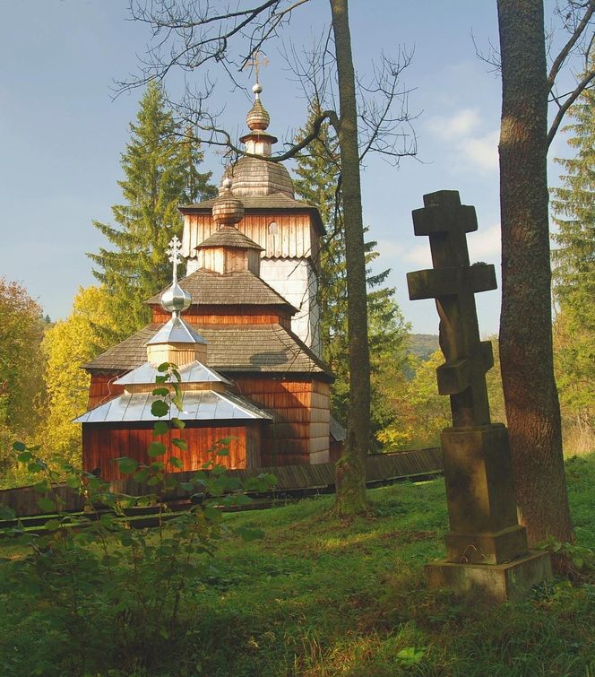 Ta małopolska wieś ma burzliwą historię. W PRL-u przekształcono tam cerkiew w owczarnię