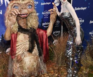 Oto przebrania gwiazd na Halloween! Ona przebrała się bez ubrań! a Heidi Klum za E.T.