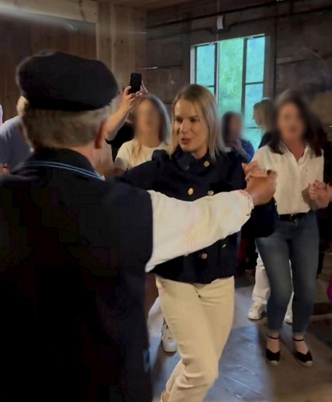 Porwał Martę Nawrocką do tańca 