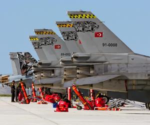 Tureckie F-16