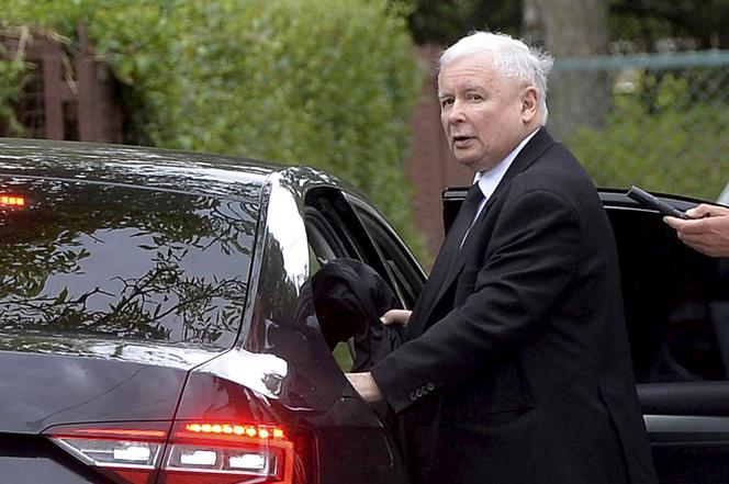 Kaczyński płaci kierowcy 11 tys. złotych