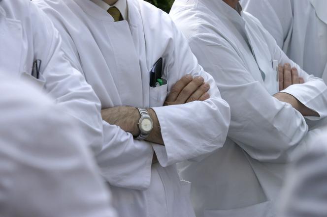 BŁĄD LEKARZA: czy można odzyskać pieniądze za złe leczenie