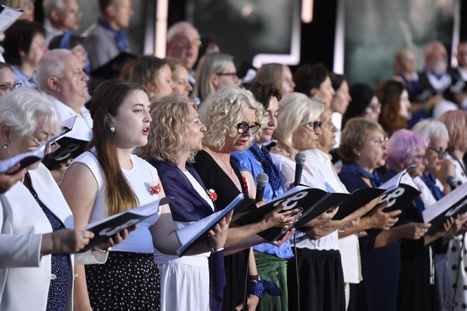 Burza w sieci po koncercie dla powstańców. Widzowie podzieleni: "Bez niego to nie to"