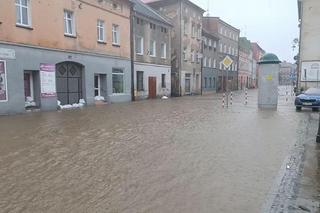 Powódź w Głuchołazach. Woda przedostała się na rynek