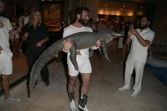 Dan Bilzerian miał dwa ataki serca! Wszystko przez narkotyki, viagrę i alkohol!
