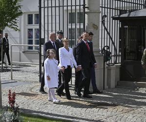  Kasia Nawrocka na biało czekała na rodziców 