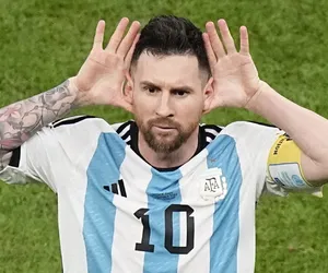 Leo Messi wpadł w szał po meczu! Na co się gapisz głupku?! - tak wykrzykiwał do Holendra! [WIDEO]