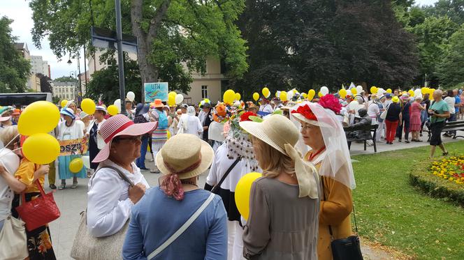Przemarsz Kapeluszowy w Bydgoszczy