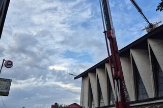 Gwałtowna nawałnica przeszła przez region tarnowski. Zalane ulice, uszkodzone dachy i połamane drzewa