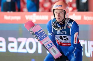 Dawid Kubacki nie owijał w bawełnę po konkursie drużynowym w Zakopanem. Szczere słowa po słabszych skokach