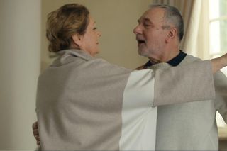 Barwy szczęścia, odcinek 3178. Józefina (Elżbieta Jarosik), Andrzej (Leon Charewicz)